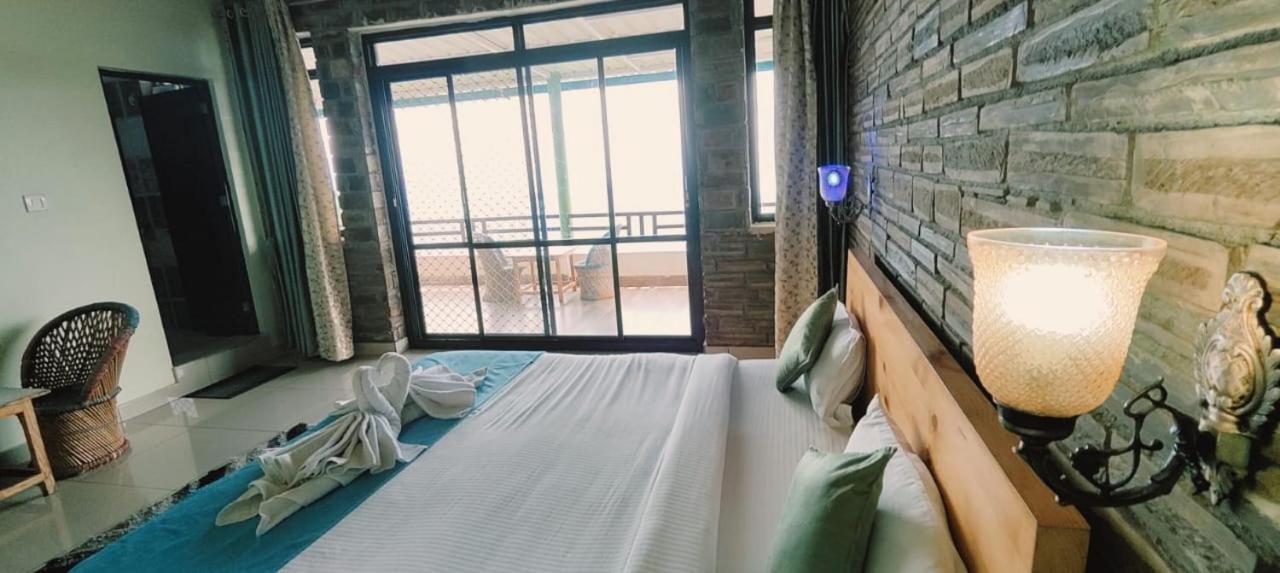 Rudra Retreat Hotel Hawalbagh Bagian luar foto