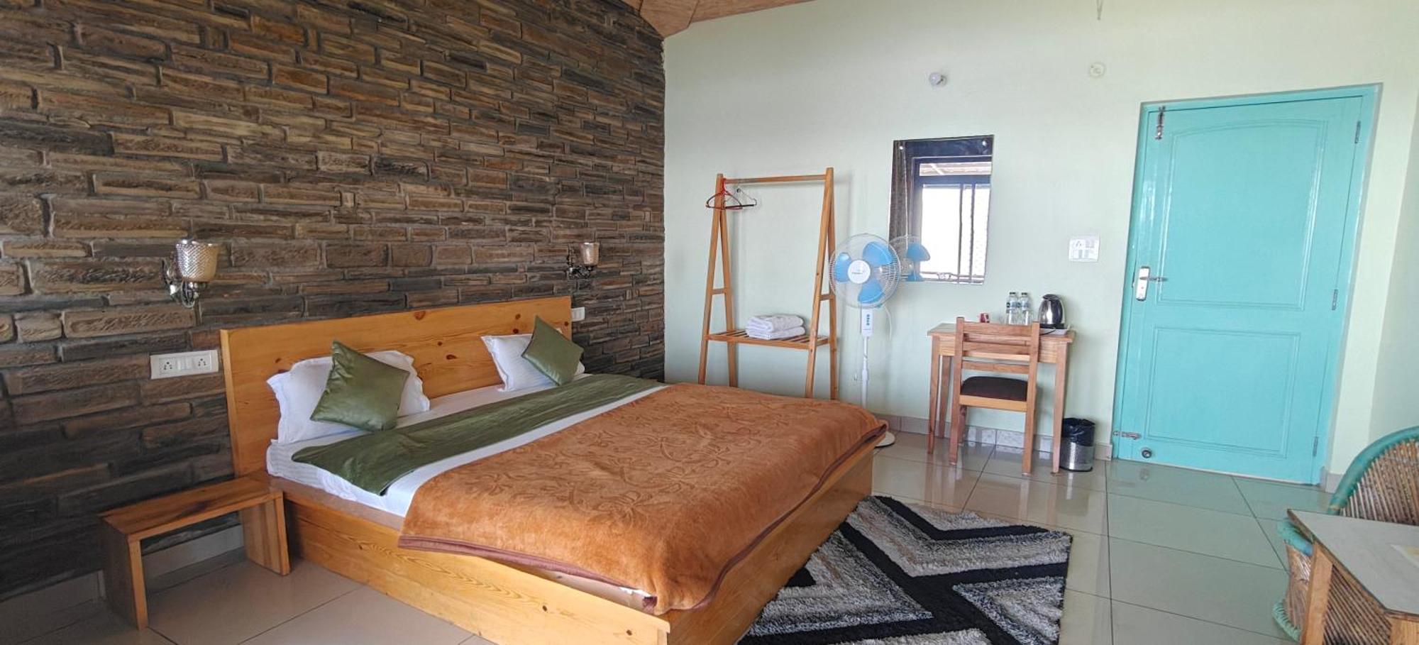 Rudra Retreat Hotel Hawalbagh Ruang foto