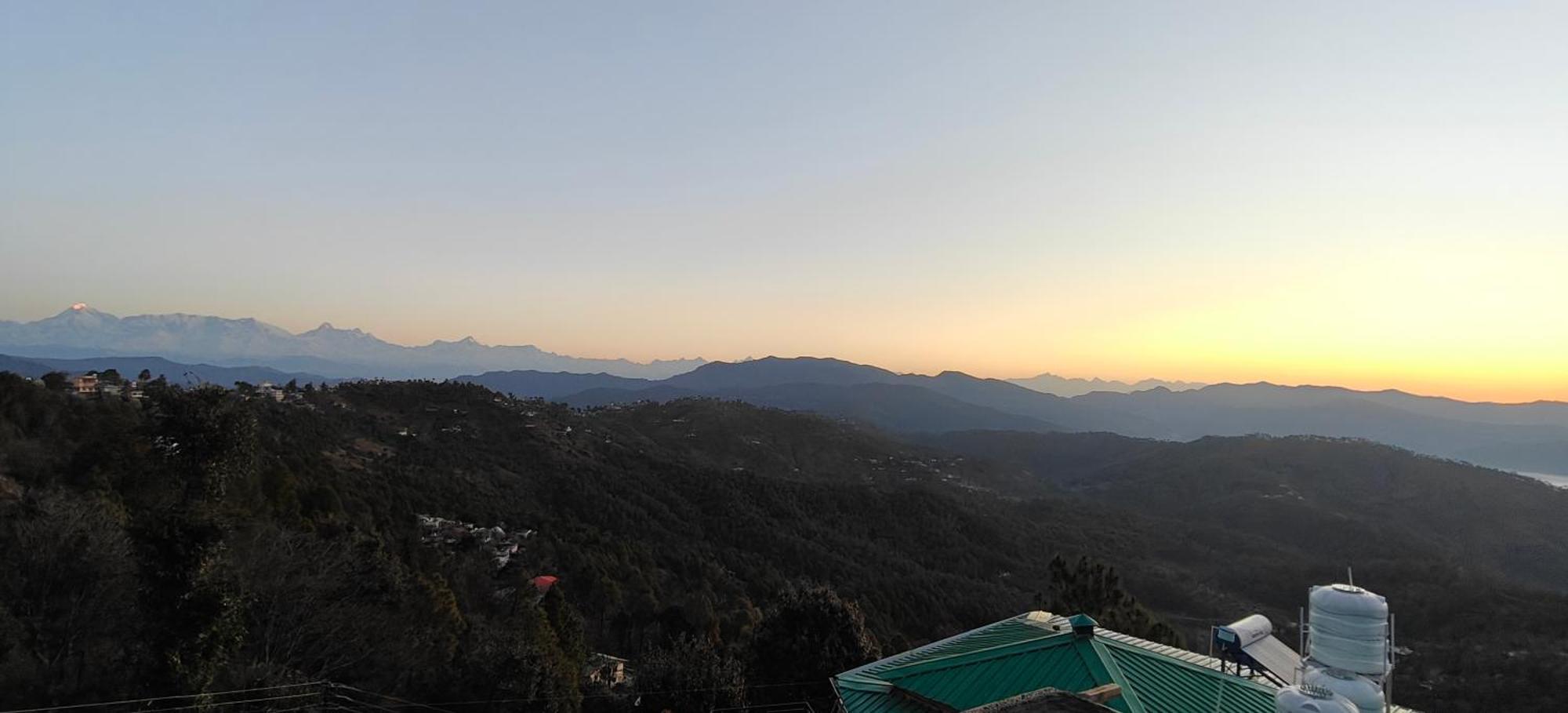 Rudra Retreat Hotel Hawalbagh Bagian luar foto